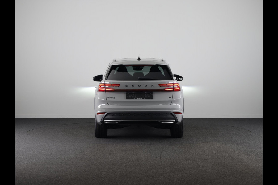 Škoda Kodiaq 1.5 TSI PHEV Sportline Business 204pk | Trekhaak | Winterpakket | Panoramadak | Light & View pakket