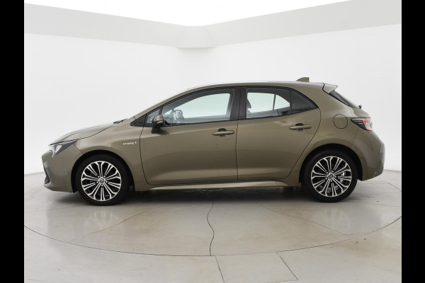 Toyota Corolla 1.8 HYBRID FIRST EDITION *BTW* + ADAPTIVE CRUISE / 17 INCH / LED / NAVIGATIE