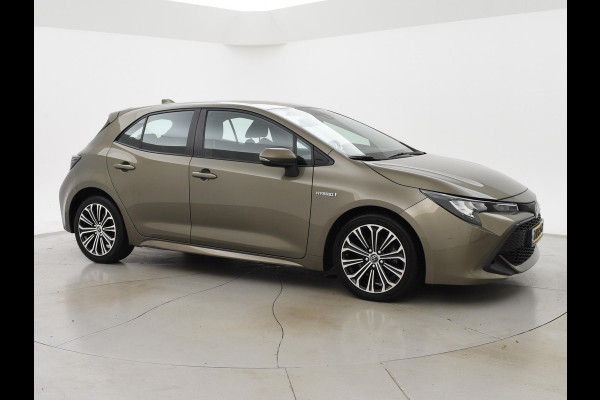 Toyota Corolla 1.8 HYBRID FIRST EDITION *BTW* + ADAPTIVE CRUISE / 17 INCH / LED / NAVIGATIE