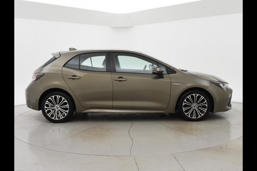 Toyota Corolla 1.8 HYBRID FIRST EDITION *BTW* + ADAPTIVE CRUISE / 17 INCH / LED / NAVIGATIE