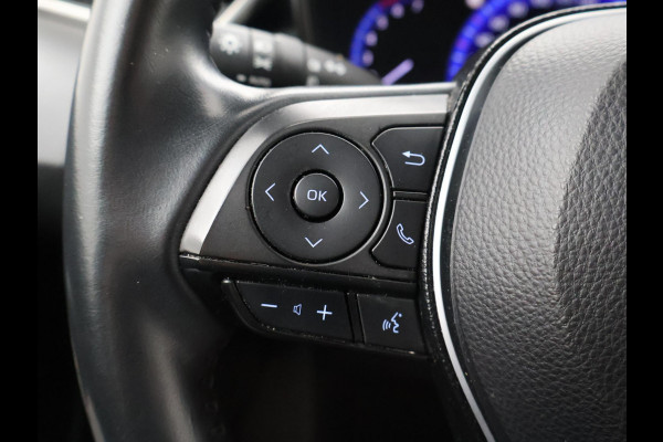 Toyota Corolla 1.8 HYBRID FIRST EDITION *BTW* + ADAPTIVE CRUISE / 17 INCH / LED / NAVIGATIE