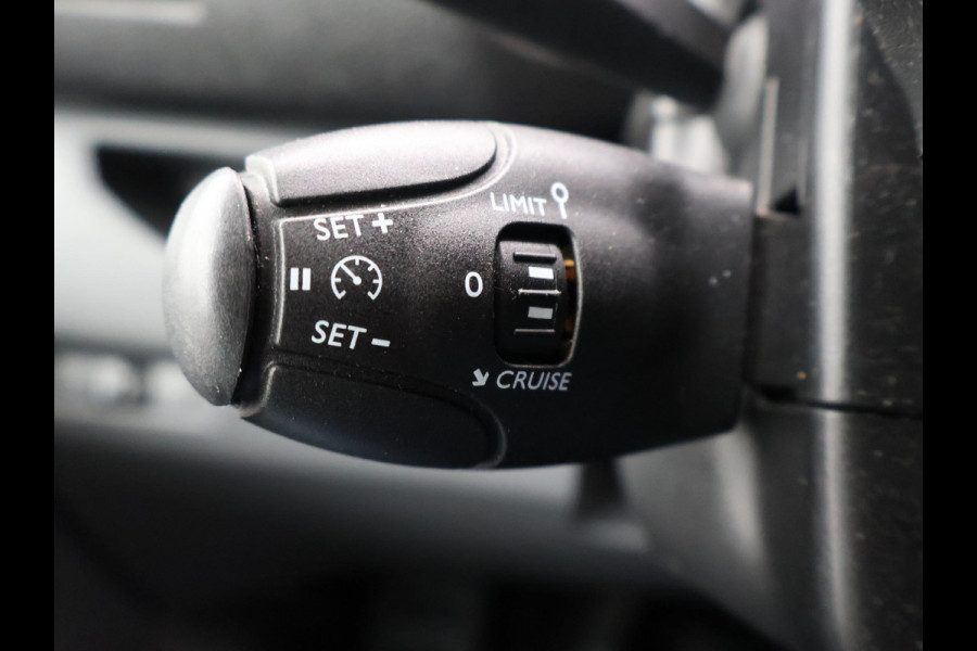 Peugeot Expert 2.0 BLUEHDI 120 PREMIUM + APPLE CARPLAY / CRUISE / CLIMATE CONTROL