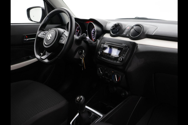 Suzuki Swift 1.2 COMFORT SMART HYBRID + ADAPTIVE CRUISE / LED / AIRCO