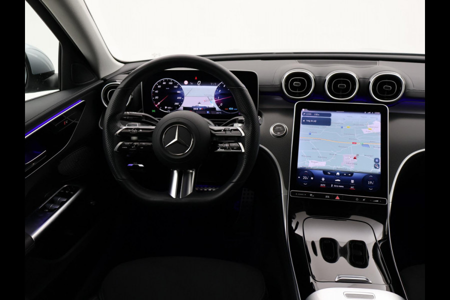 Mercedes-Benz C-Klasse 180 AMG LINE SEDAN + SFEERVERLICHTING | CAMERA | STOELVERW.