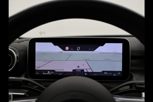 Mercedes-Benz C-Klasse 180 AMG LINE SEDAN + SFEERVERLICHTING | CAMERA | STOELVERW.