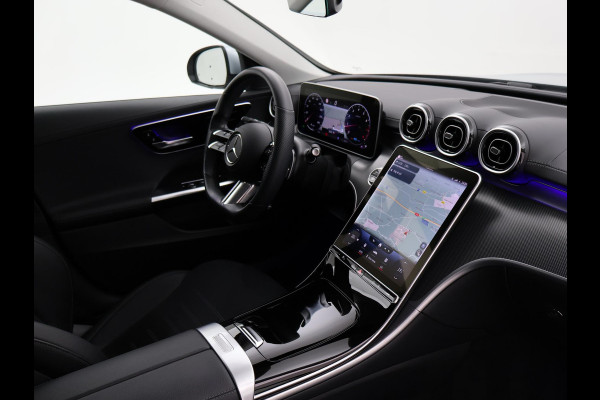 Mercedes-Benz C-Klasse 180 AMG LINE SEDAN + SFEERVERLICHTING | CAMERA | STOELVERW.