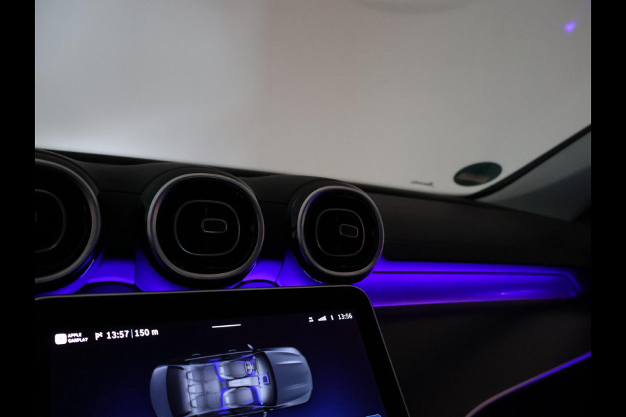 Mercedes-Benz C-Klasse 180 AMG LINE SEDAN + SFEERVERLICHTING | CAMERA | STOELVERW.