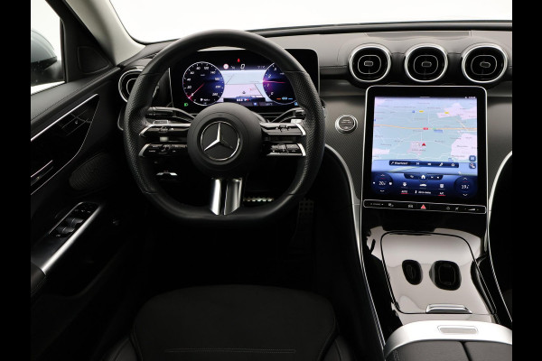 Mercedes-Benz C-Klasse 180 AMG LINE SEDAN + SFEERVERLICHTING | CAMERA | STOELVERW.