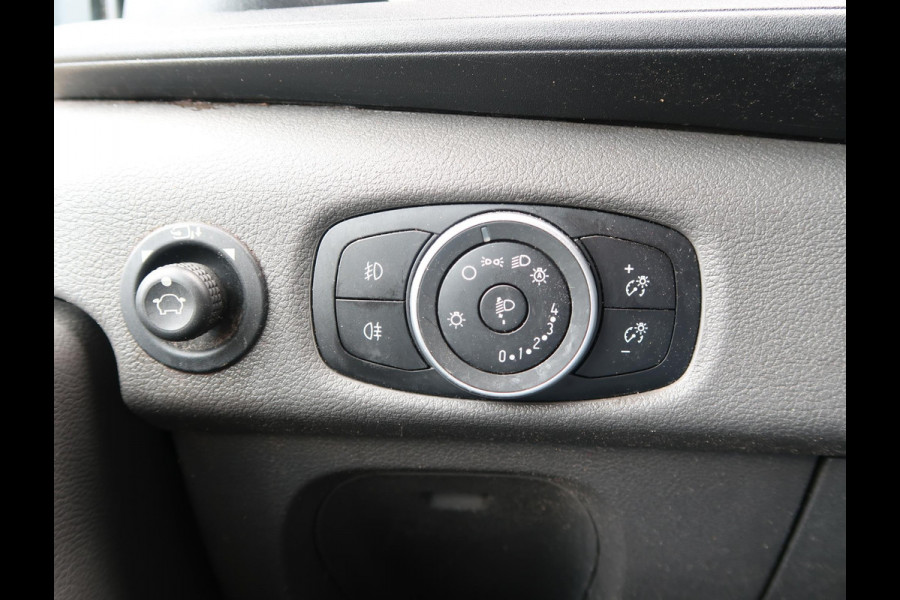 Ford Transit 350 2.0 TDCI L4H3 RWD + APPLE CARPLAY / CAMERA / CRUISE / CLIMATE CONTROL