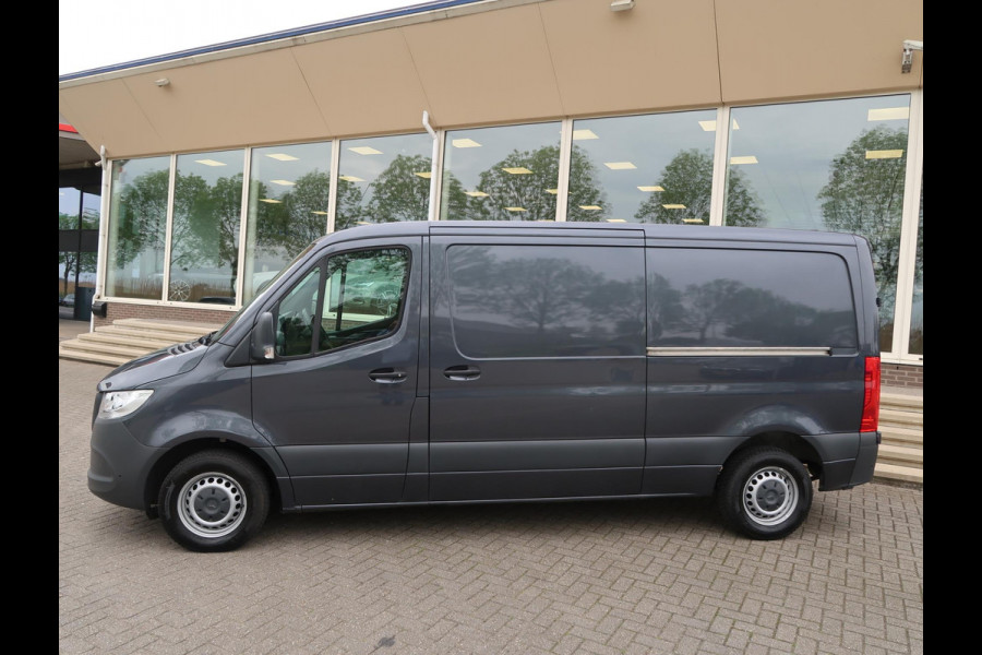 Mercedes-Benz Sprinter 214 2.2 CDI 143 PK L2H1 + 360 CAMERA / 2 SCHUIFDEUREN / MBUX NAVIGATIE