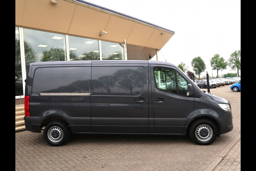Mercedes-Benz Sprinter 214 2.2 CDI 143 PK L2H1 + 360 CAMERA / 2 SCHUIFDEUREN / MBUX NAVIGATIE
