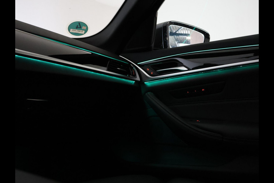 BMW 5 Serie 540i M-SPORT 3.0I 333 PK SEDAN + NAPPA LEDER / LASER LED / HEAD-UP / SCHUIFDAK