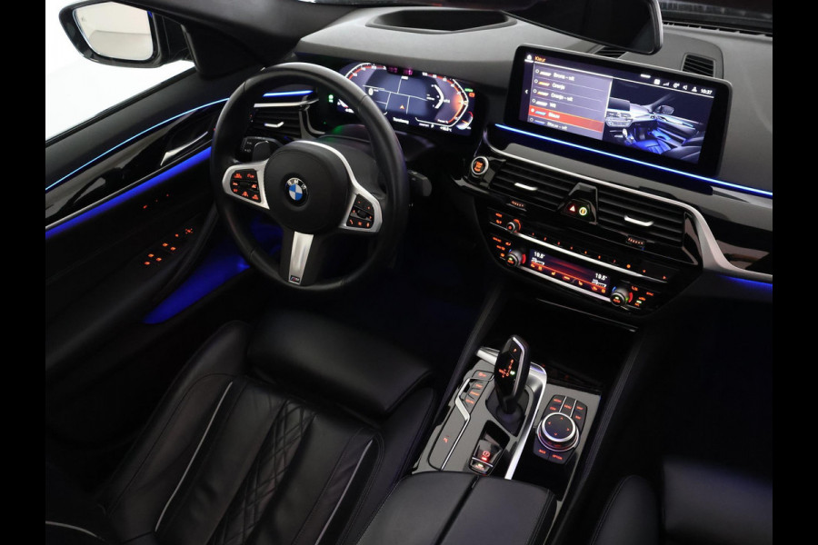 BMW 5 Serie 540i M-SPORT 3.0I 333 PK SEDAN + NAPPA LEDER / LASER LED / HEAD-UP / SCHUIFDAK