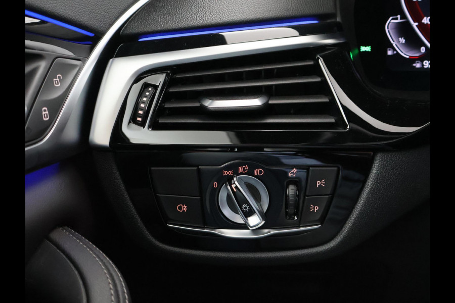 BMW 5 Serie 540i M-SPORT 3.0I 333 PK SEDAN + NAPPA LEDER / LASER LED / HEAD-UP / SCHUIFDAK