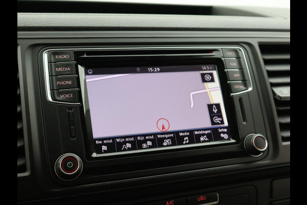 Volkswagen Transporter 2.0 TDI 204 PK DSG + LEDER | APPLE CARPLAY | 2500 KG TREKHAAK | STANDKACHEL