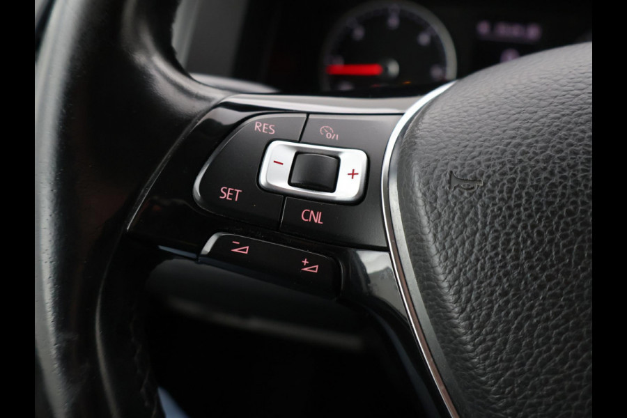 Volkswagen Transporter 2.0 TDI 204 PK DSG + LEDER | APPLE CARPLAY | 2500 KG TREKHAAK | STANDKACHEL