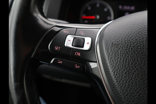 Volkswagen Transporter 2.0 TDI 204 PK DSG + LEDER | APPLE CARPLAY | 2500 KG TREKHAAK | STANDKACHEL