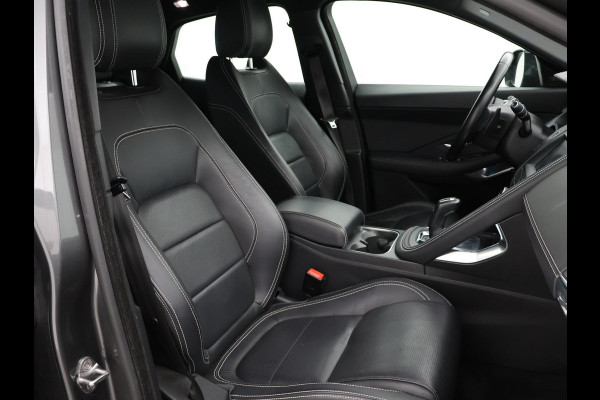 Jaguar E-Pace 2.0 TURBO P250 AWD R-DYNAMIC SE + PANORAMA / LEDER / CAMERA