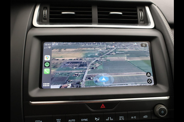 Jaguar E-Pace 2.0 TURBO P250 AWD R-DYNAMIC SE + PANORAMA / LEDER / CAMERA