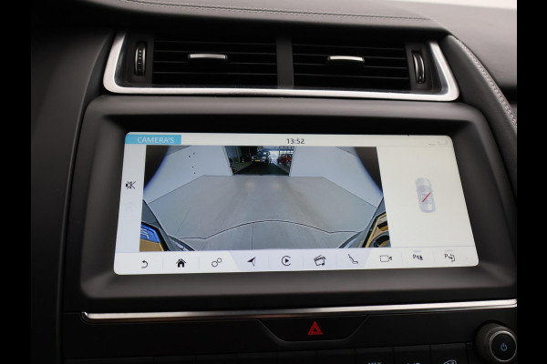 Jaguar E-Pace 2.0 TURBO P250 AWD R-DYNAMIC SE + PANORAMA / LEDER / CAMERA