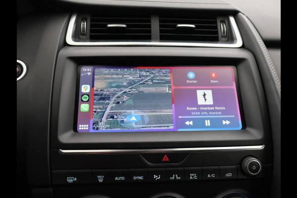 Jaguar E-Pace 2.0 TURBO P250 AWD R-DYNAMIC SE + PANORAMA / LEDER / CAMERA
