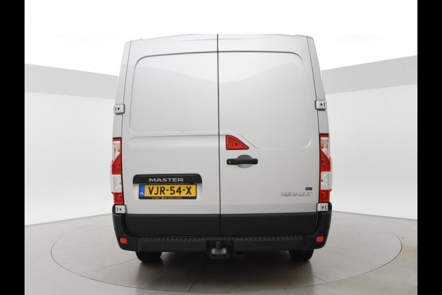 Renault Master 2.3 dCi 135 PK L1H1 WORK EDITION + CAMERA / TREKHAAK / NAVIGATIE / CLIMATE / CRUISE / DAB+