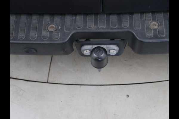 Renault Master 2.3 dCi 135 PK L1H1 WORK EDITION + CAMERA / TREKHAAK / NAVIGATIE / CLIMATE / CRUISE / DAB+