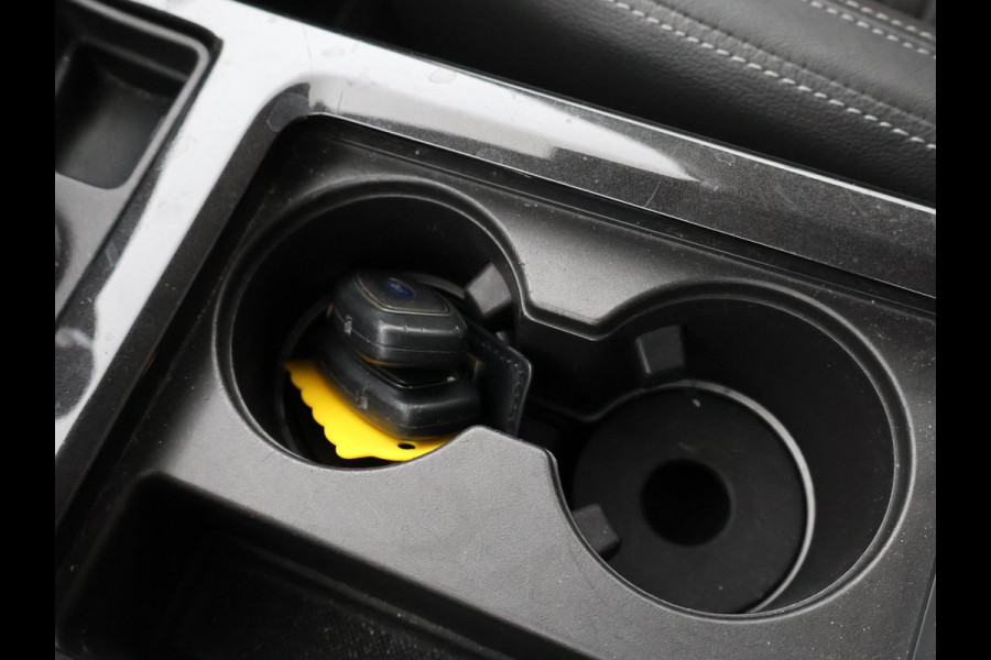 Ford Kuga 1.5 182 PK AWD AUT. + PANORAMA | CAMERA | CARPLAY | STOELVERW. | XENON | CRUISE CONTROL