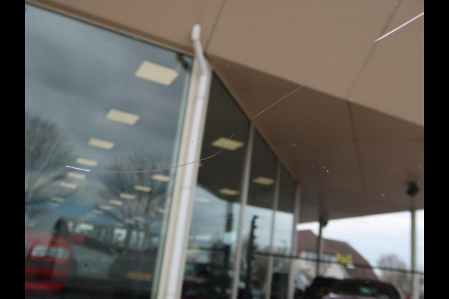 MAN TGE 30 2.0 *DEALER ONDERHOUDEN* + APPLE CARPLAY / CAMERA / NAVIGATIE