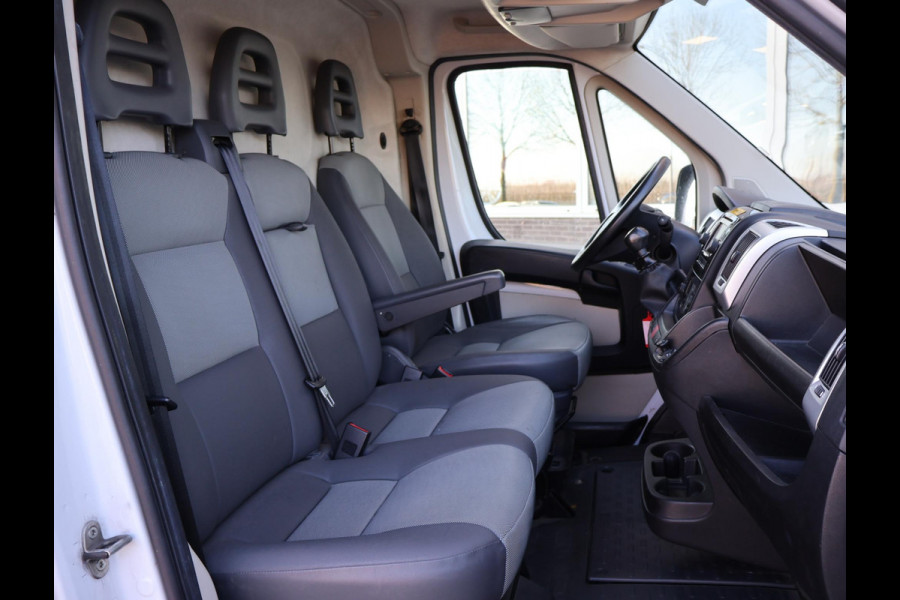 Fiat Ducato 35 2.3 149 PK MULTIJET L3H2 EURO 6 + CAMERA / IMPERIAAL / NAVIGATIE / CRUISE/CLIMATE CONTROL