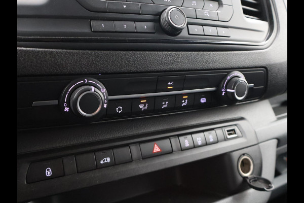 Toyota ProAce Worker 2.0 D-4D 122 PK COOL COMFORT + CAMERA / AIRCO / TREKHAAK / CRUISE CONTROL