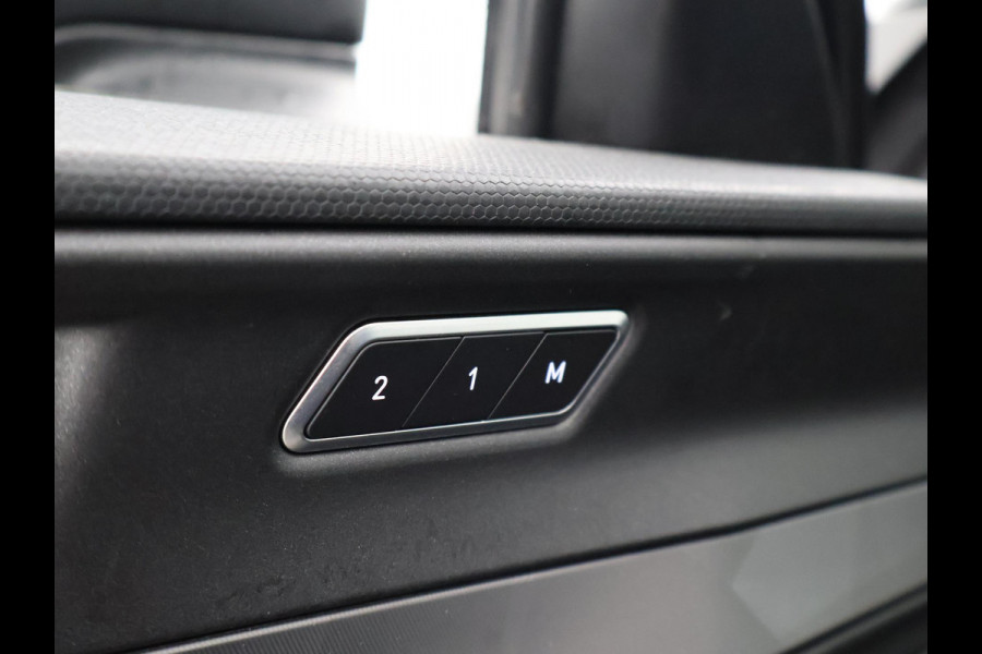 Lynk & Co 01 1.5 HYBRID 261 PK AUT. + 360 CAMERA | PANORAMA | SFEERVERLICHTING | ADAPTIVE CRUISE | FULL LED