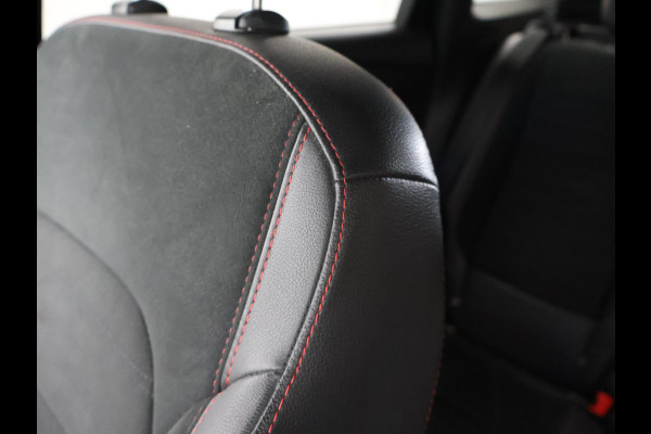 Ford Kuga 1.5 ECOBOOST 150 PK ST-LINE + AFN. TREKHAAK + STUUR/STOELVERW. | CAMERA | CARPLAY | 18 INCH