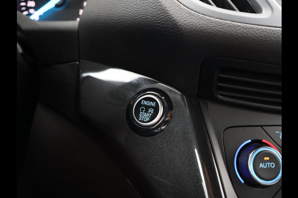 Ford Kuga 1.5 ECOBOOST 150 PK ST-LINE + AFN. TREKHAAK + STUUR/STOELVERW. | CAMERA | CARPLAY | 18 INCH