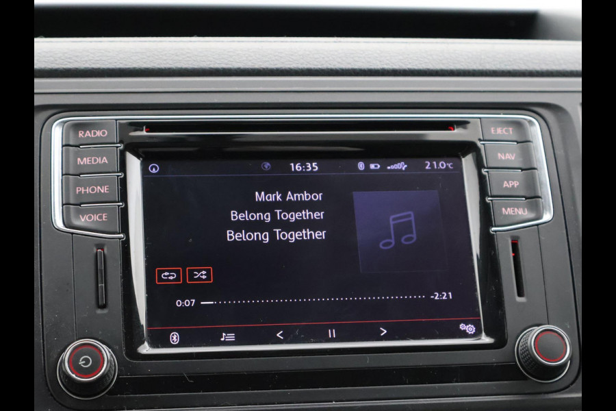 Volkswagen Transporter 2.0 TDI 150 PK DSG AUT. + APPLE CARPLAY / NAVIGATIE / DAB+