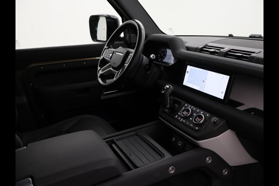 Land Rover Defender 2.0 D240 110 GRIJS KENTEKEN + PANORAMADAK | 360 CAMERA | WEGKL. TREKHAAK | MERIDIAN | LUCHTVERING