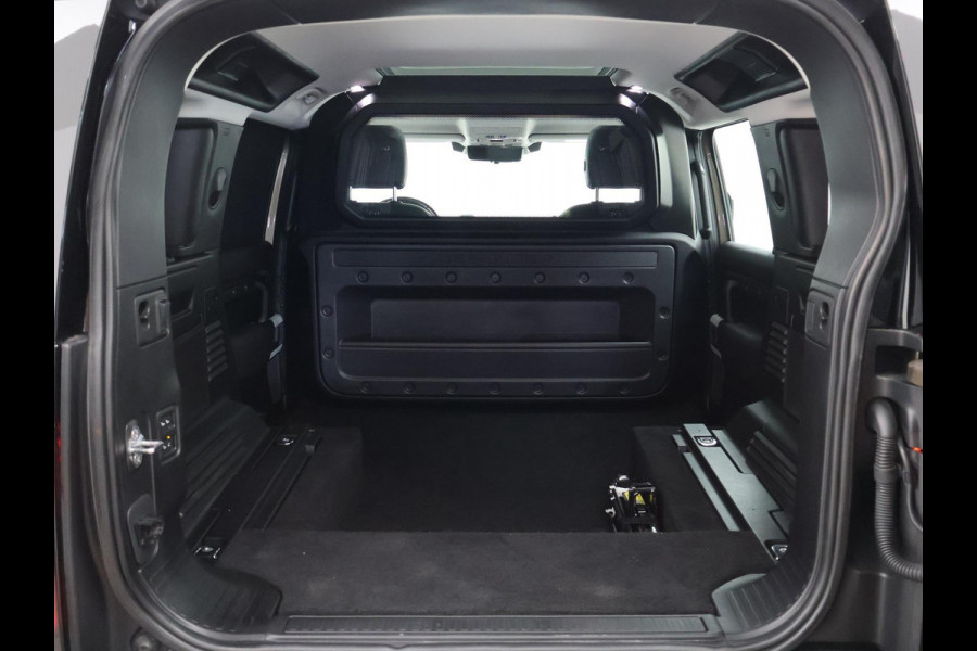 Land Rover Defender 2.0 D240 110 GRIJS KENTEKEN + PANORAMADAK | 360 CAMERA | WEGKL. TREKHAAK | MERIDIAN | LUCHTVERING