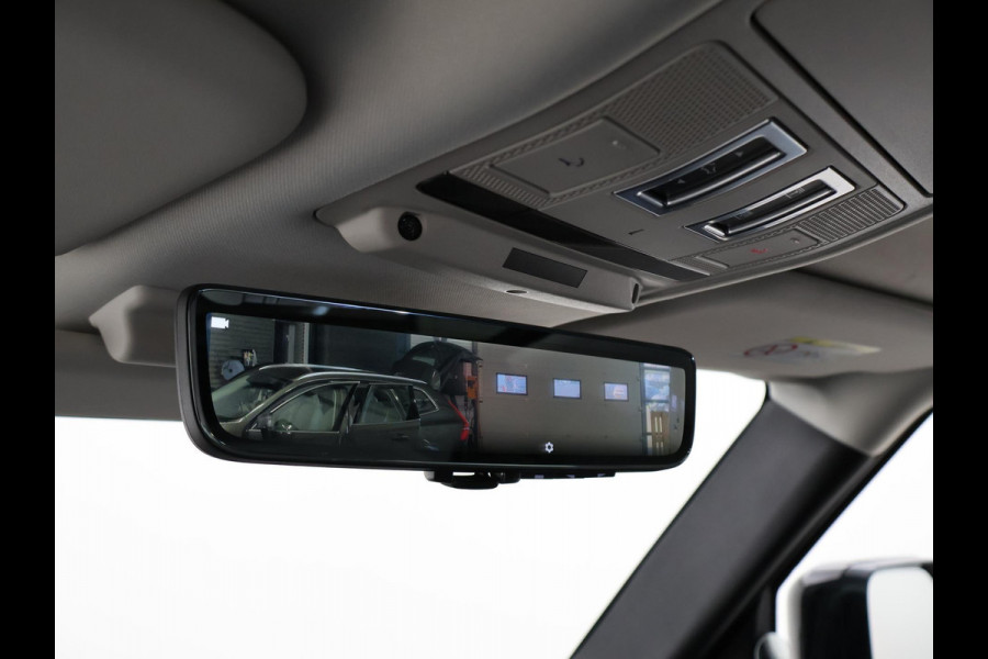 Land Rover Defender 2.0 D240 110 GRIJS KENTEKEN + PANORAMADAK | 360 CAMERA | WEGKL. TREKHAAK | MERIDIAN | LUCHTVERING