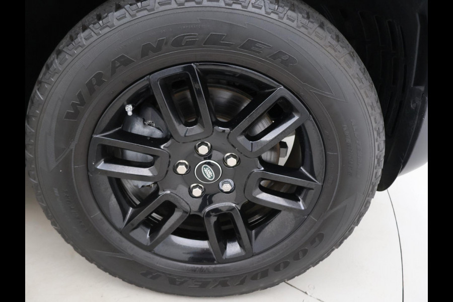 Land Rover Defender 2.0 D240 110 GRIJS KENTEKEN + PANORAMADAK | 360 CAMERA | WEGKL. TREKHAAK | MERIDIAN | LUCHTVERING