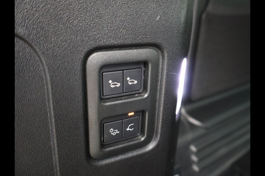 Land Rover Defender 2.0 D240 110 GRIJS KENTEKEN + PANORAMADAK | 360 CAMERA | WEGKL. TREKHAAK | MERIDIAN | LUCHTVERING