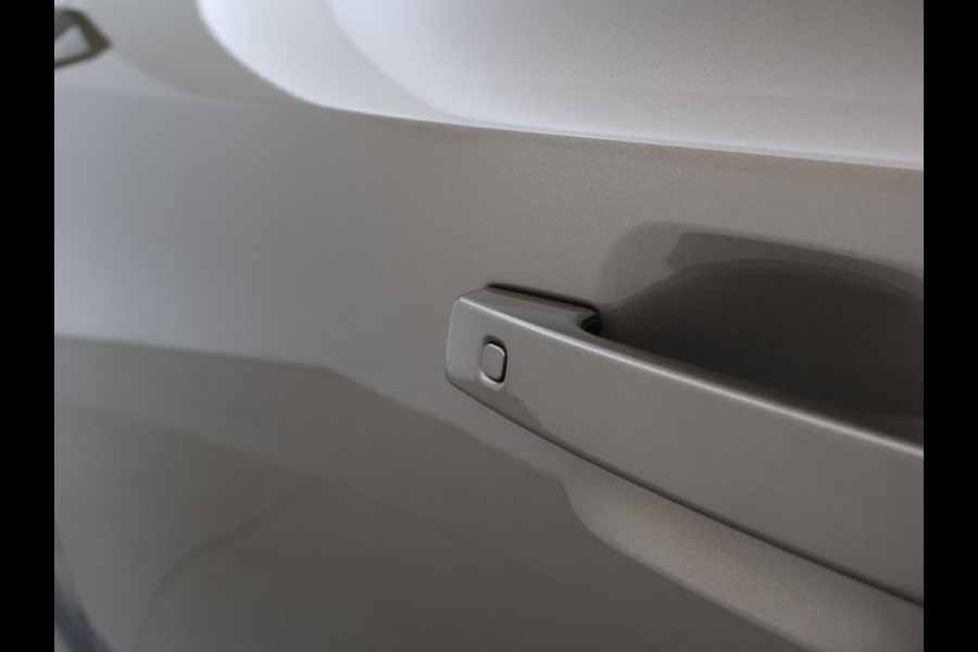 Land Rover Defender 2.0 D240 110 GRIJS KENTEKEN + PANORAMADAK | 360 CAMERA | WEGKL. TREKHAAK | MERIDIAN | LUCHTVERING