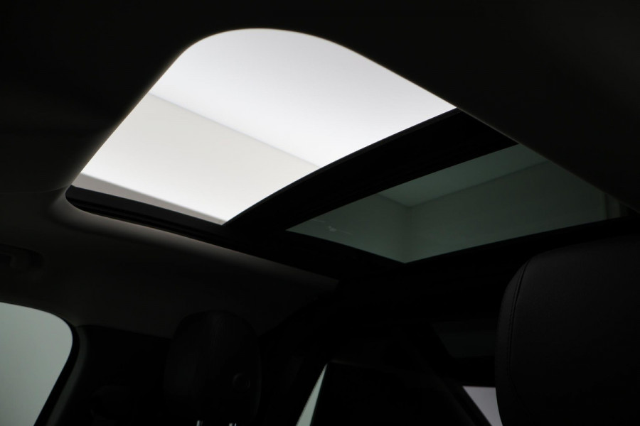 Land Rover Defender 2.0 D240 110 GRIJS KENTEKEN + PANORAMADAK | 360 CAMERA | WEGKL. TREKHAAK | MERIDIAN | LUCHTVERING