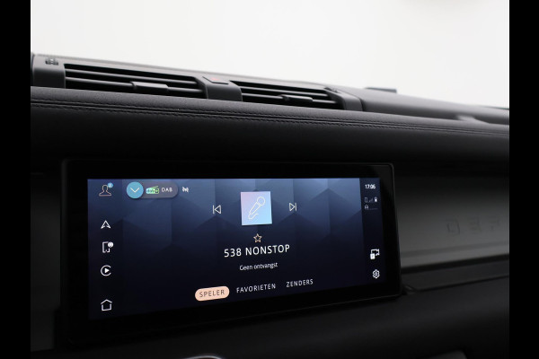 Land Rover Defender 2.0 D240 110 GRIJS KENTEKEN + PANORAMADAK | 360 CAMERA | WEGKL. TREKHAAK | MERIDIAN | LUCHTVERING