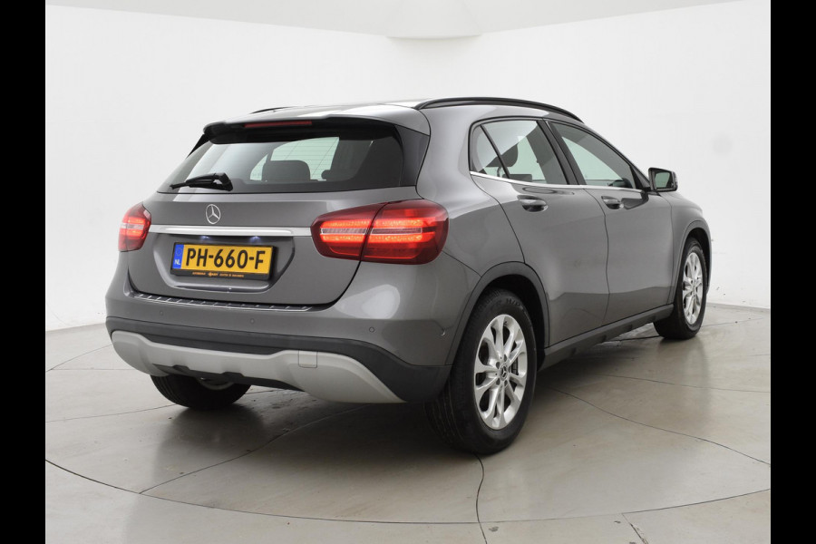 Mercedes-Benz GLA 180 *74.453 KM* + STOELVERWARMING | LED | CAMERA | NAVI | ELEKTR. ACHTERKLEP