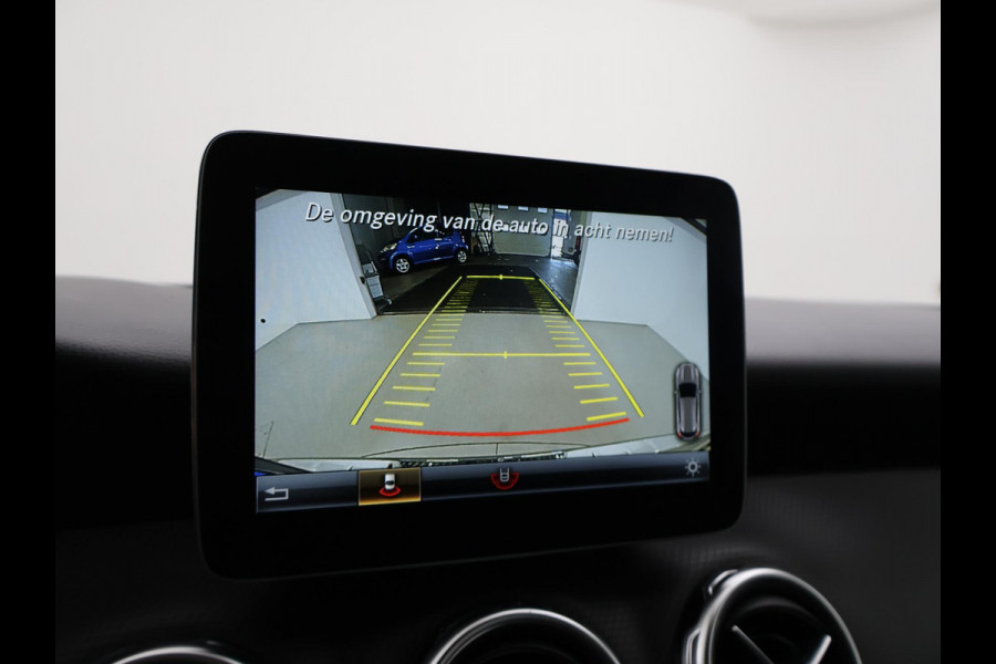 Mercedes-Benz GLA 180 *74.453 KM* + STOELVERWARMING | LED | CAMERA | NAVI | ELEKTR. ACHTERKLEP