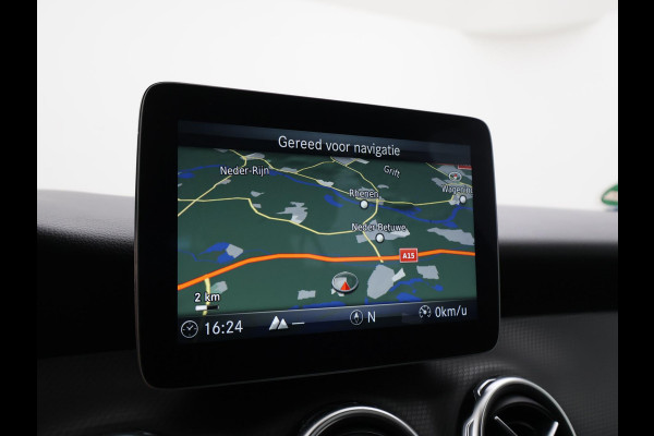 Mercedes-Benz GLA 180 *74.453 KM* + STOELVERWARMING | LED | CAMERA | NAVI | ELEKTR. ACHTERKLEP