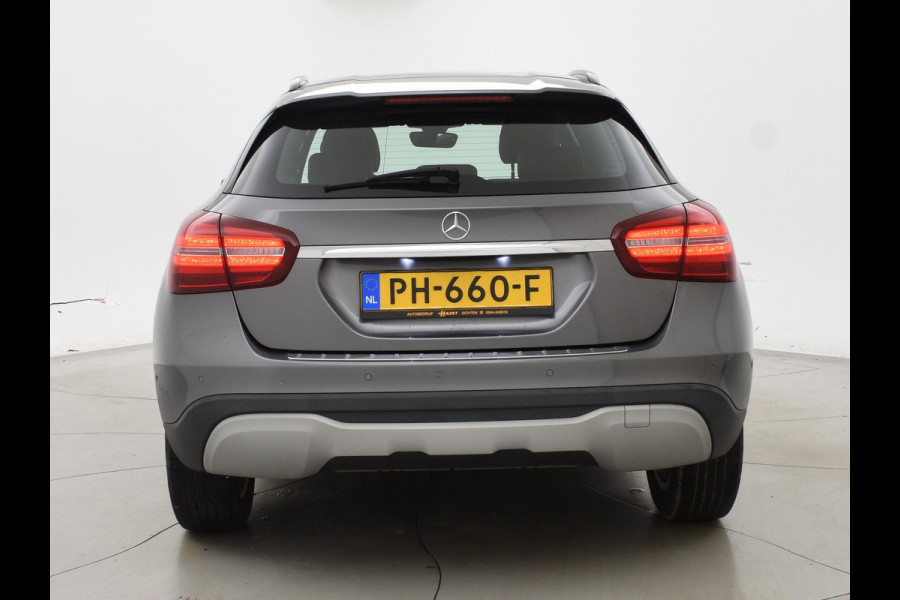 Mercedes-Benz GLA 180 *74.453 KM* + STOELVERWARMING | LED | CAMERA | NAVI | ELEKTR. ACHTERKLEP