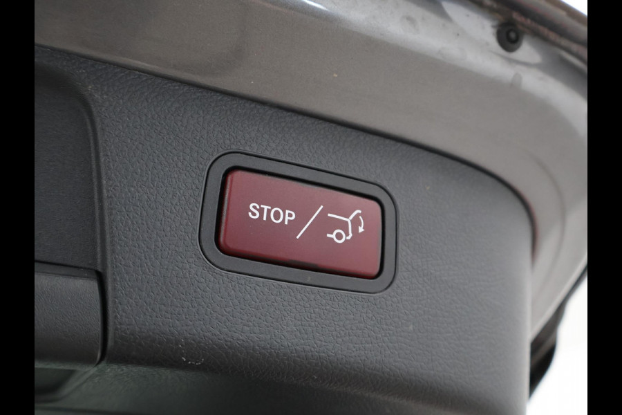 Mercedes-Benz GLA 180 *74.453 KM* + STOELVERWARMING | LED | CAMERA | NAVI | ELEKTR. ACHTERKLEP