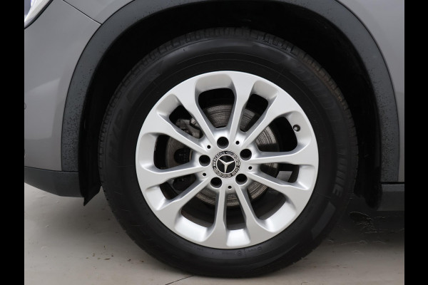 Mercedes-Benz GLA 180 *74.453 KM* + STOELVERWARMING | LED | CAMERA | NAVI | ELEKTR. ACHTERKLEP