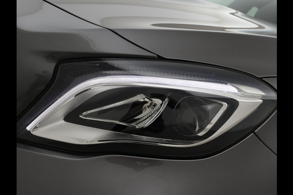 Mercedes-Benz GLA 180 *74.453 KM* + STOELVERWARMING | LED | CAMERA | NAVI | ELEKTR. ACHTERKLEP